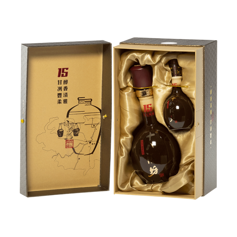 Shi Ba Jiu Fang (39%vol Chen Tan Tao Cang 15 años) - Hebei Hengshui Laobaigan Liquor Co., Ltd